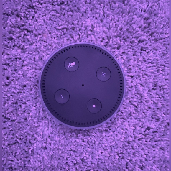Amazon echo - Picture 1 of 2